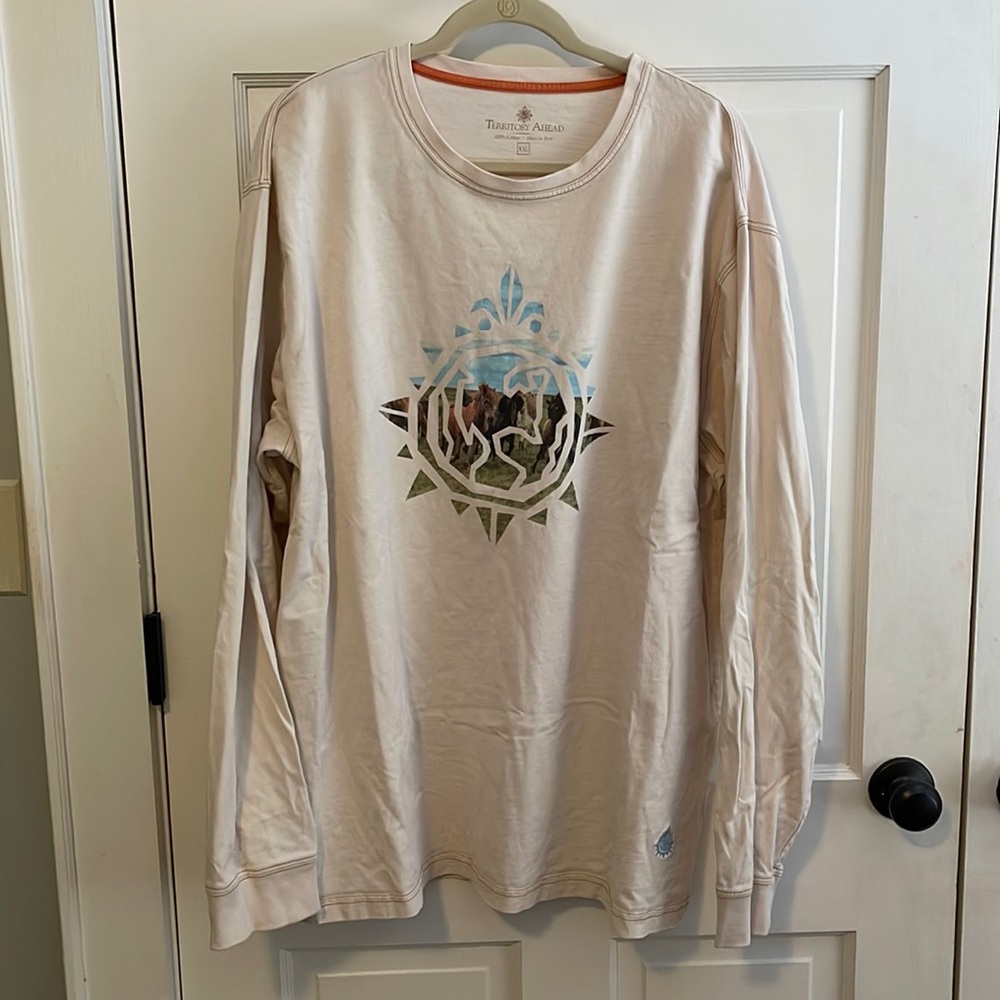 Beige long sleeved t-shirt